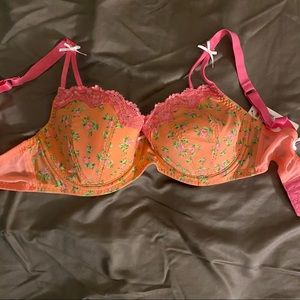 Betsey Johnson lined bra